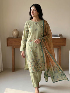 Fatima Volume 3124 – Floral Printed Lawn Unstitched 3 Piece Suit with Voil Dupatta