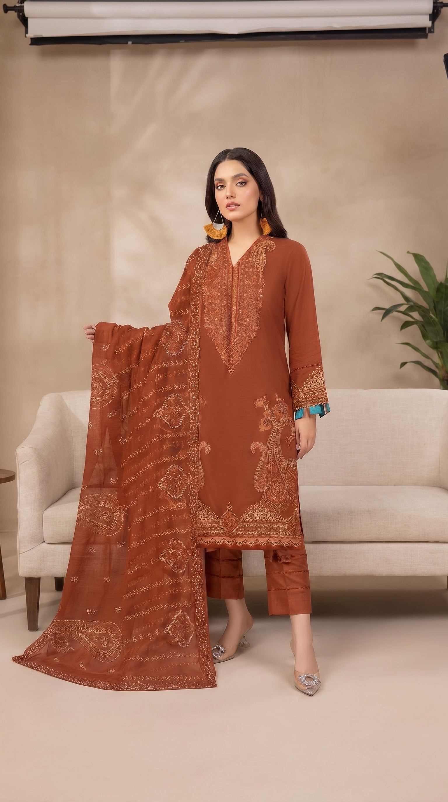 Cinnamon Royale — Paisley Embroidered 3-Piece Suit
